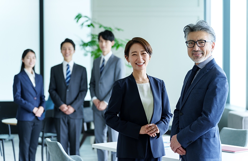 専門知識 × 実践力で課題解決